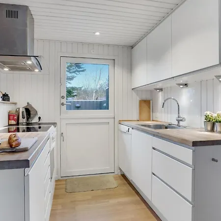 Ferienhaus Cozy In With Kitchen *